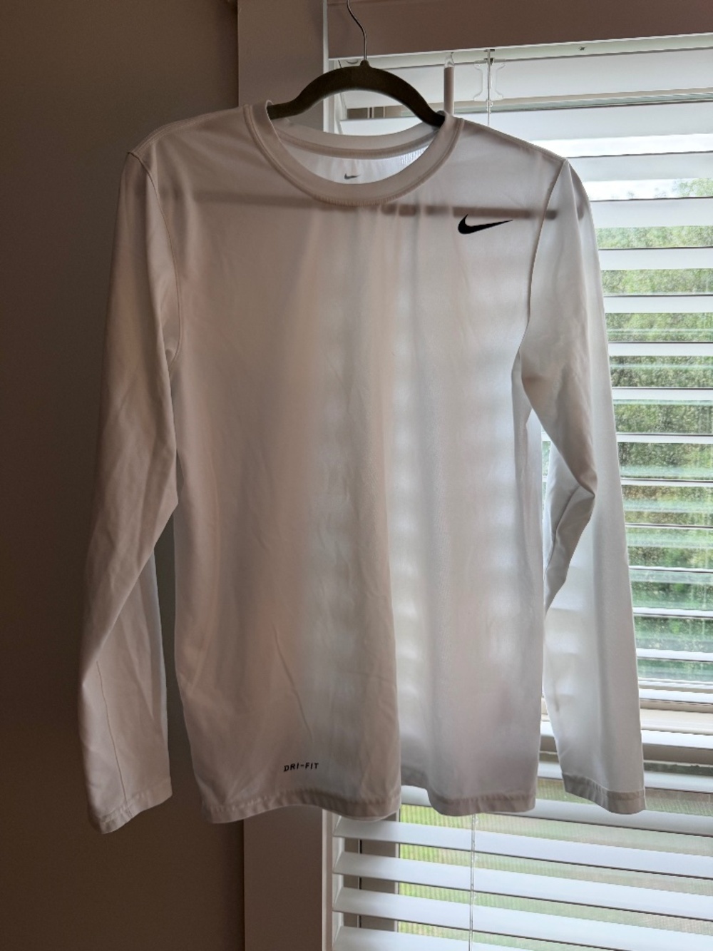 Men's Nike Dri-Fit Athletic Long-Sleeve Shirt